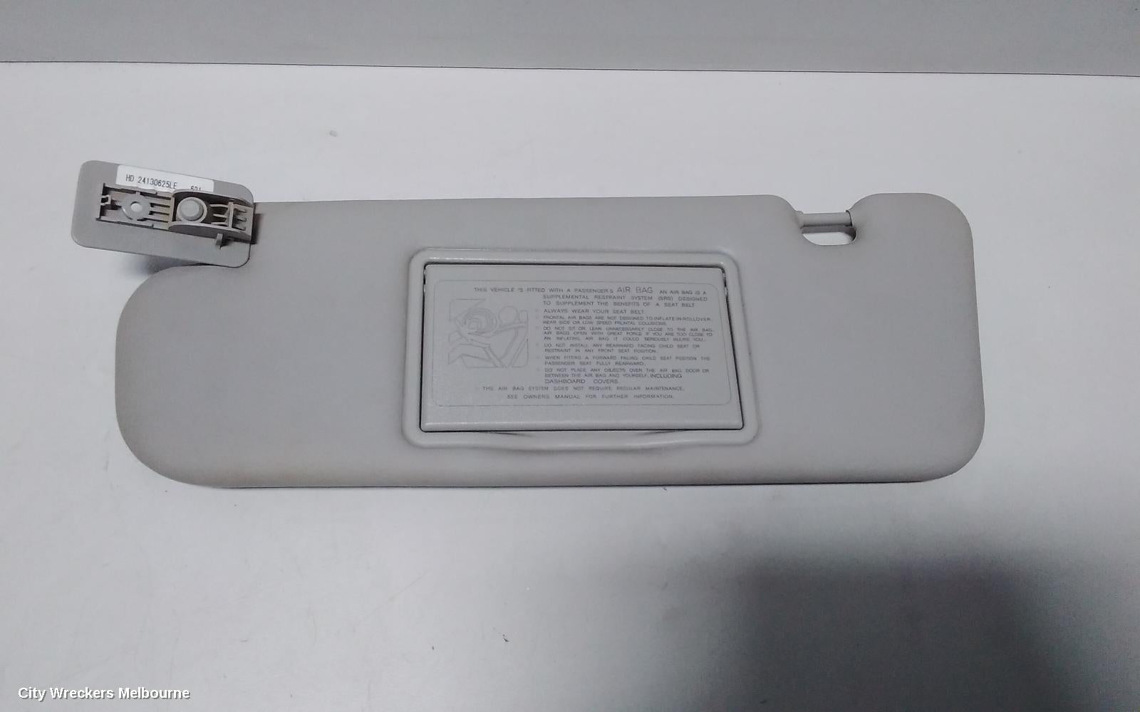 HOLDEN COMMODORE SUNVISOR, VF, LH SIDE, 05/2013 - 12/2017 - Image 2