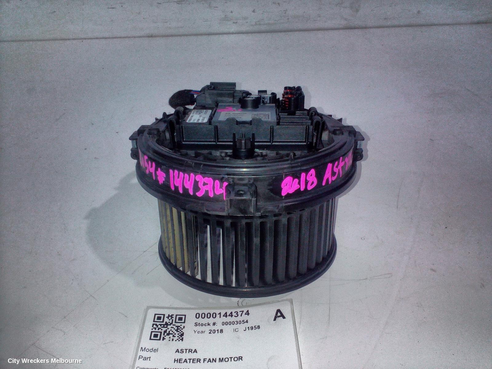 HOLDEN ASTRA HEATER FAN MOTOR, BK-BL, 09/2016 - 12/2020 - Image 1
