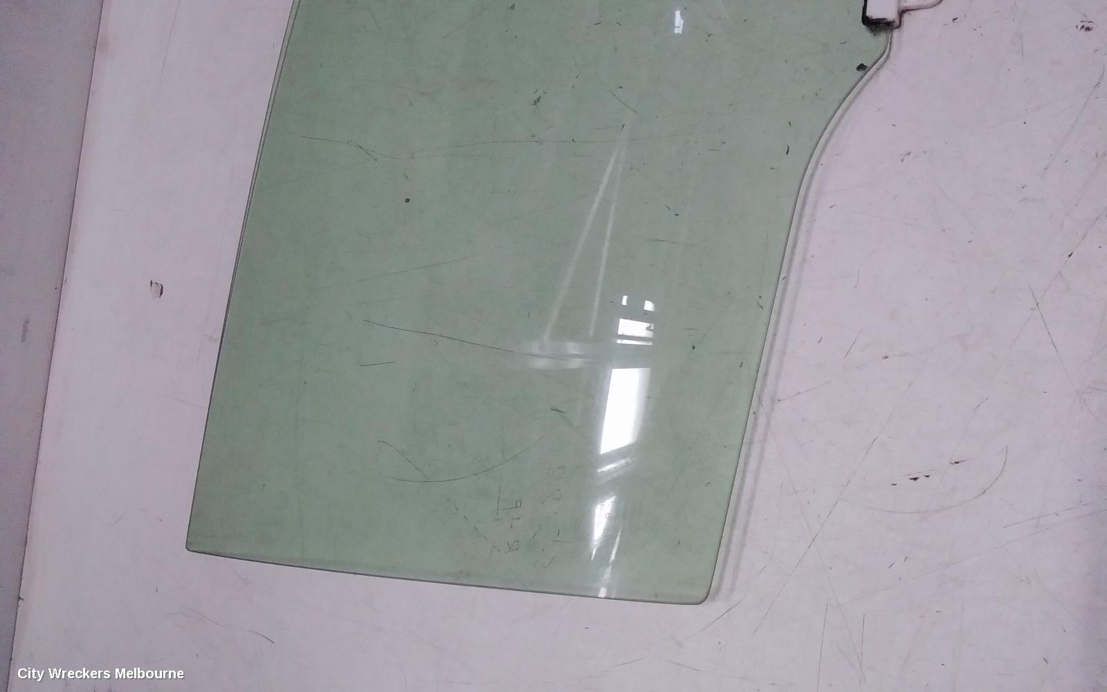 SUBARU FORESTER RIGHT FRONT DOOR WINDOW, SK, 08/2018 - 11/2024 - Image 2