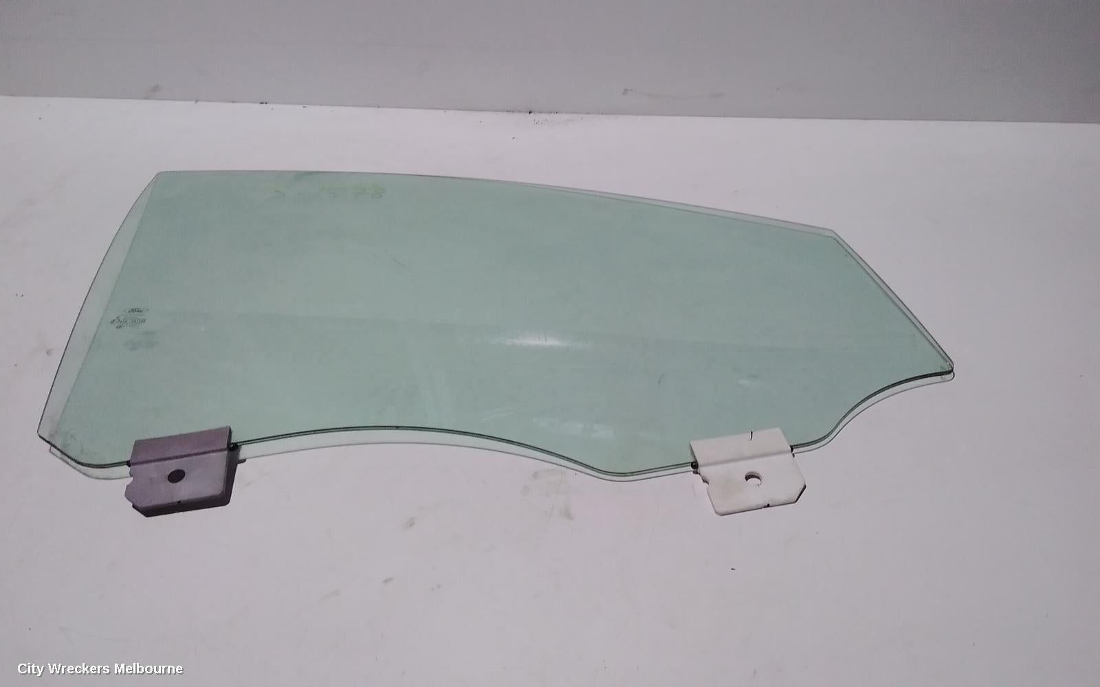 FORD ESCAPE RIGHT FRONT DOOR WINDOW, ZG, STANDARD TINT TYPE, 09/2016 - 05/2020 - Image 1