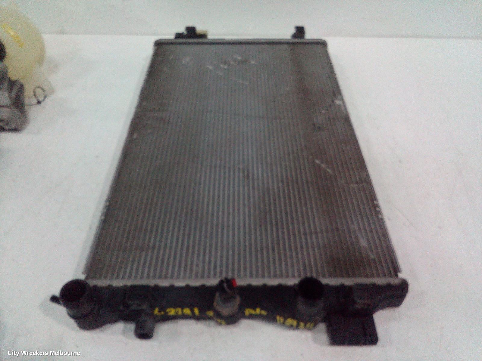 VOLKSWAGEN POLO RADIATOR, AUTO, 1.4, PETROL, 6R, 05/2010 - 05/2014 - Image 1