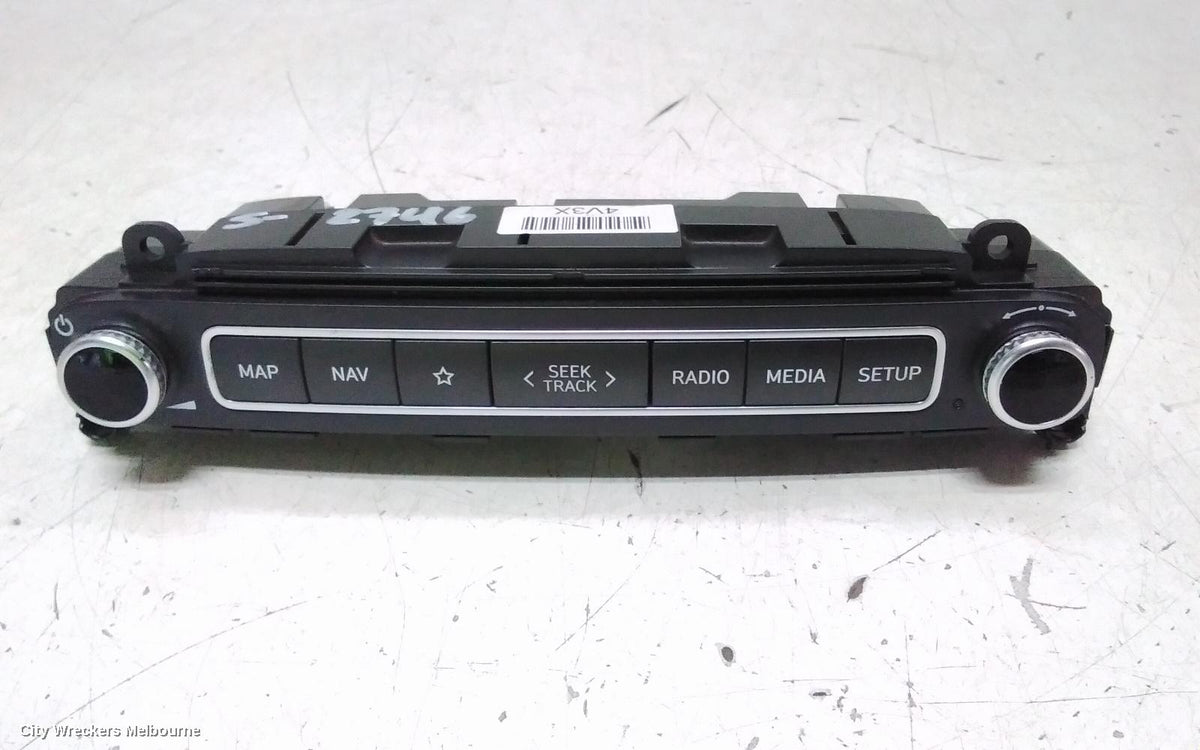 HYUNDAI SANTA FE, TM, 03/2018 - 10/2023, AGL30023601 MULTIMEDIA CONTROL PANEL: 151737 - Image 1