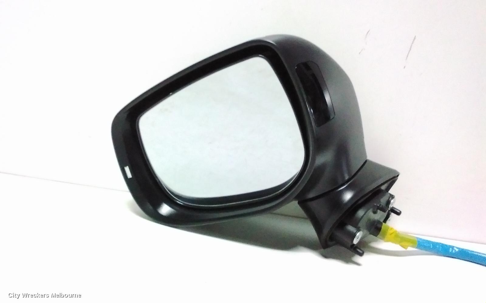 SUBARU XV LEFT DOOR MIRROR, G5X, BODY COLOURED, W/ AUTO FOLD TYPE, W/ INDICATOR, CAMERA & HEATED TYPE, 05/2020 - 06/2023 - Image 3