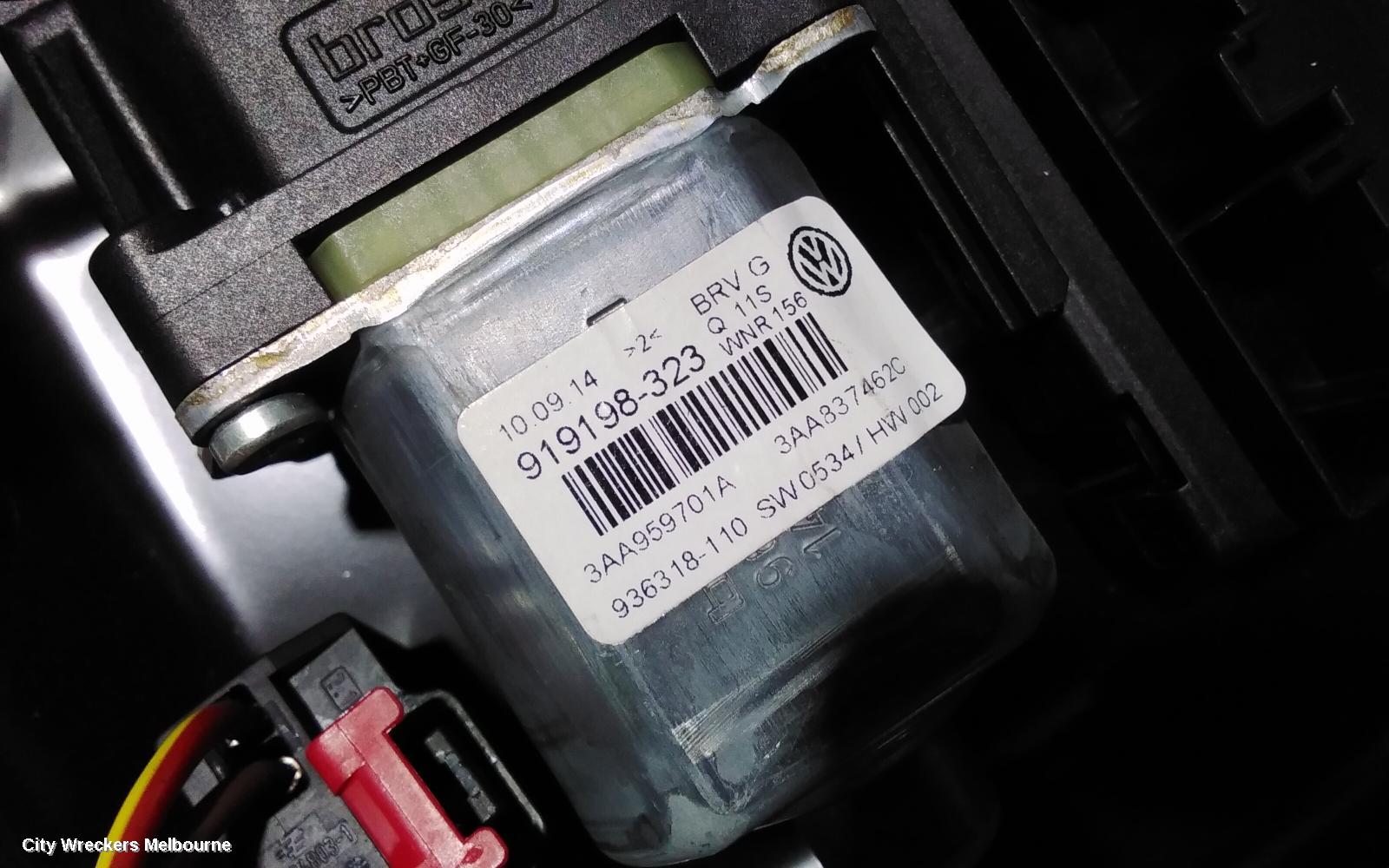 VOLKSWAGEN PASSAT RIGHT FRONT WINDOW REG/MOTOR, 3C/MK6 B7, SEDAN/WAGON, 09/2010 - 05/2015 - Image 2