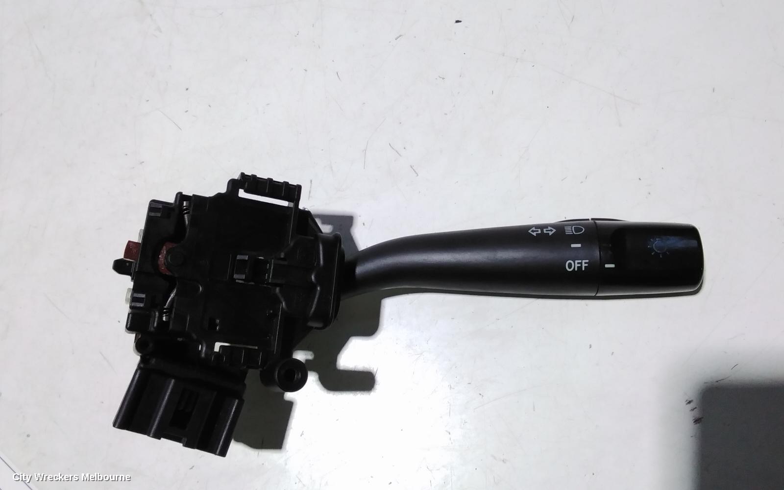 TOYOTA HIACE COMBINATION SWITCH, FLASHER SWITCH, TRH/KDH, 03/2005 - 01/2014 - Image 2