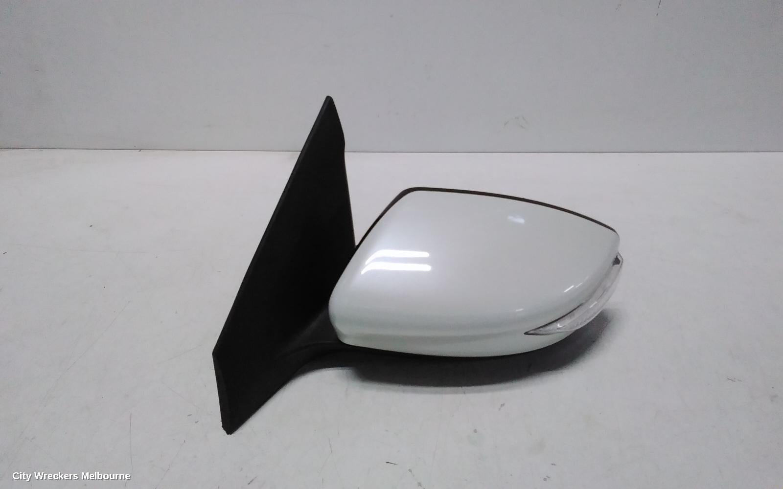 NISSAN PULSAR LEFT DOOR MIRROR, B17, SEDAN, MANUAL FOLD TYPE, 12/2012 - 12/2017 - Image 1