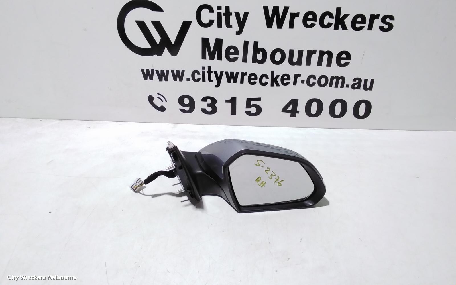 HYUNDAI SONATA RIGHT DOOR MIRROR, LF, COLOUR CODED, MANUAL FOLDING, 10/2014 - 01/2020 - Image 1