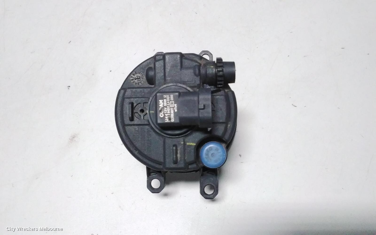 TOYOTA COROLLA LEFT INDICATOR/FOG/SIDE, BUMPER FOGLAMP, ZRE152/20153R, SEDAN, 03/2007 - 12/2013 - Image 3