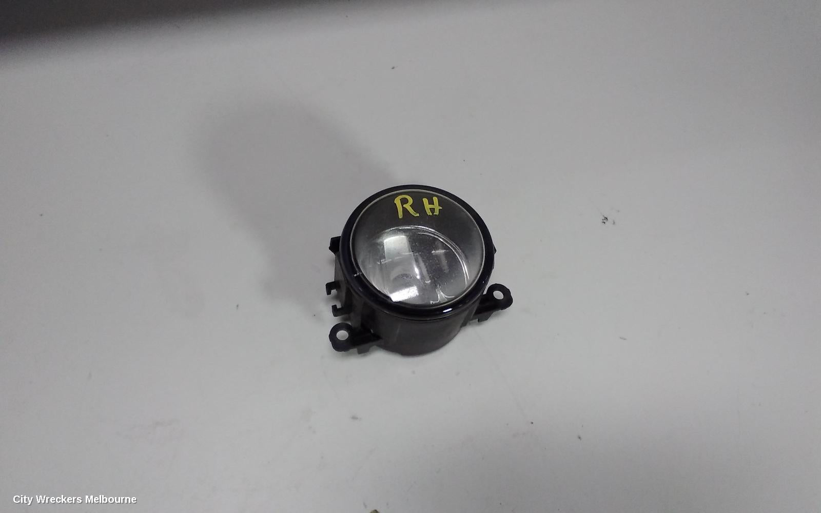 FORD FALCON RIGHT INDICATOR/FOG/SIDE, FG-FGX, BUMPER FOGLAMP, 05/2008 - 12/2016 - Image 2