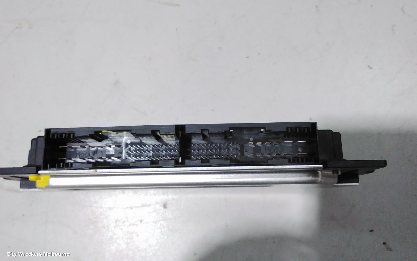 BMW X5 ECU, BCM/ELECTRONIC JUNCTION BOX, E70, 03/2007 - 08/2013 - Image 3