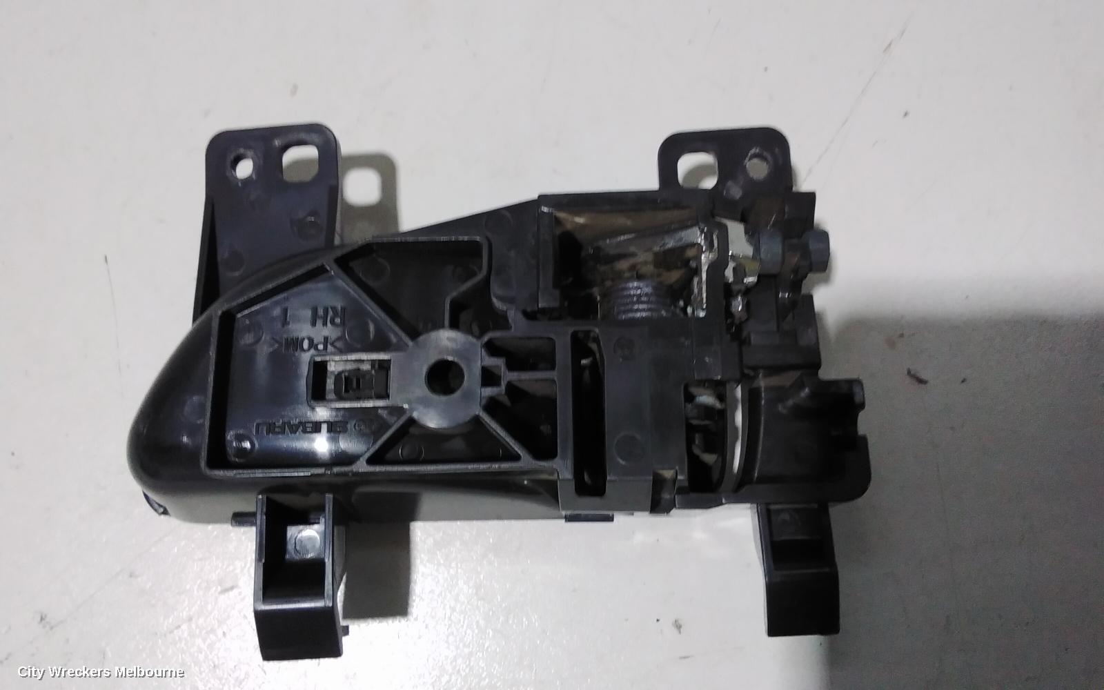 SUBARU OUTBACK DOOR HANDLE, INNER, RH FRONT, 5TH GEN, 09/2009 - 11/2014 - Image 3