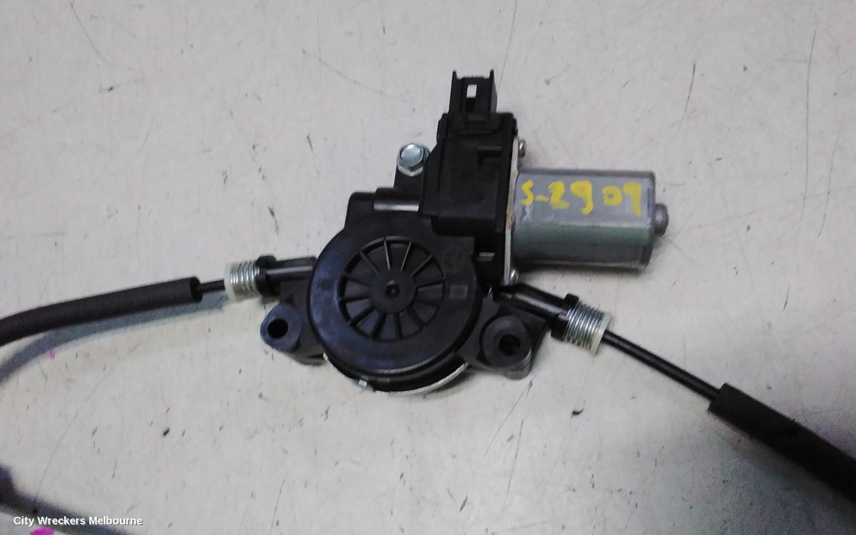 MAZDA 3 RIGHT FRONT WINDOW REG/MOTOR, BM-BN, DOOR REG ASSY (REG AND MOTOR), 06/2013 - 02/2019 - Image 3