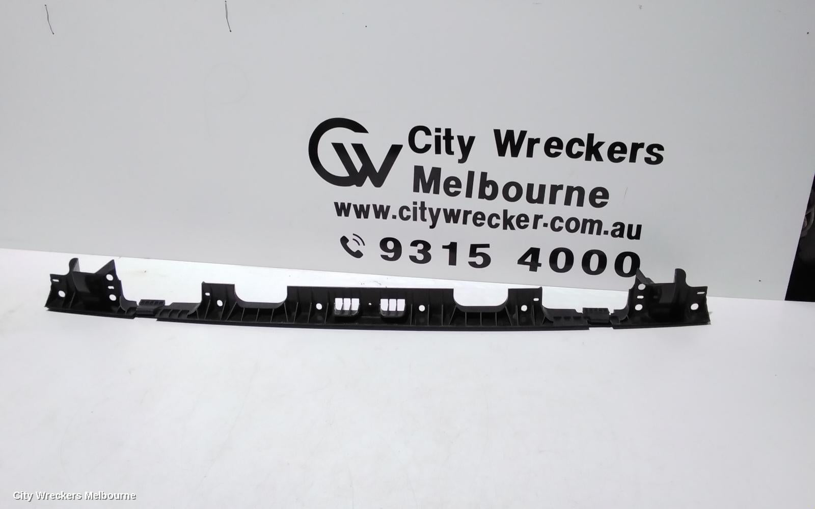 VOLKSWAGEN TRANSPORTER R/BAR BRACKET/REINFO, ENERGY ABSORBER, T5, 03/2010 - 06/2015 - Image 2