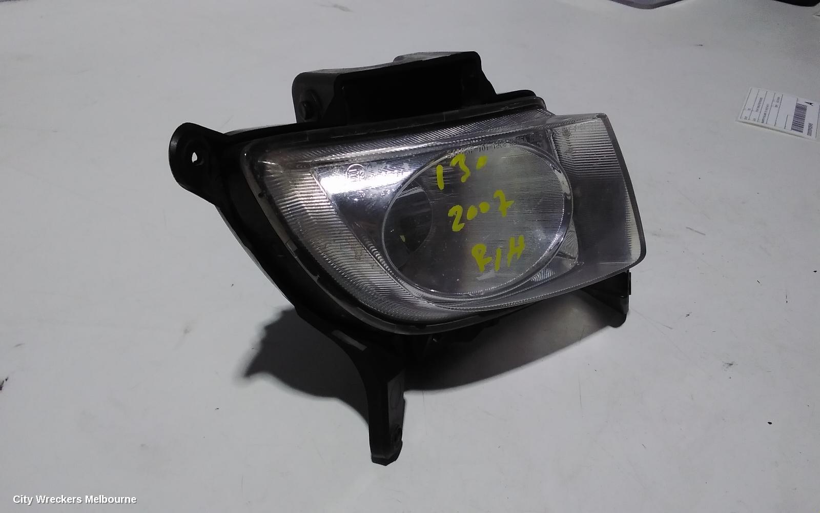 HYUNDAI I30 RIGHT INDICATOR/FOG/SIDE, BUMPER FOGLAMP, FD, 09/2007 - 04/2012 - Image 3