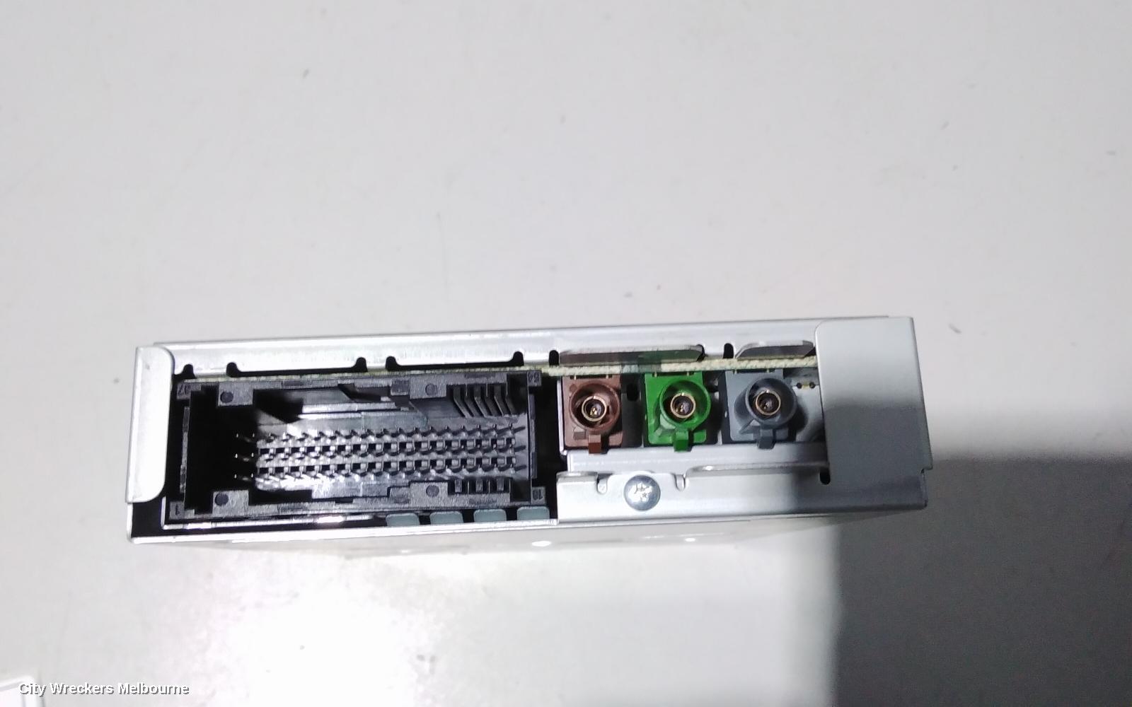 AUDI Q5 ECU, REVERSE CAMERA SYSTEM CONTROL MODULE, 8R, 03/2009 - 01/2017 - Image 2