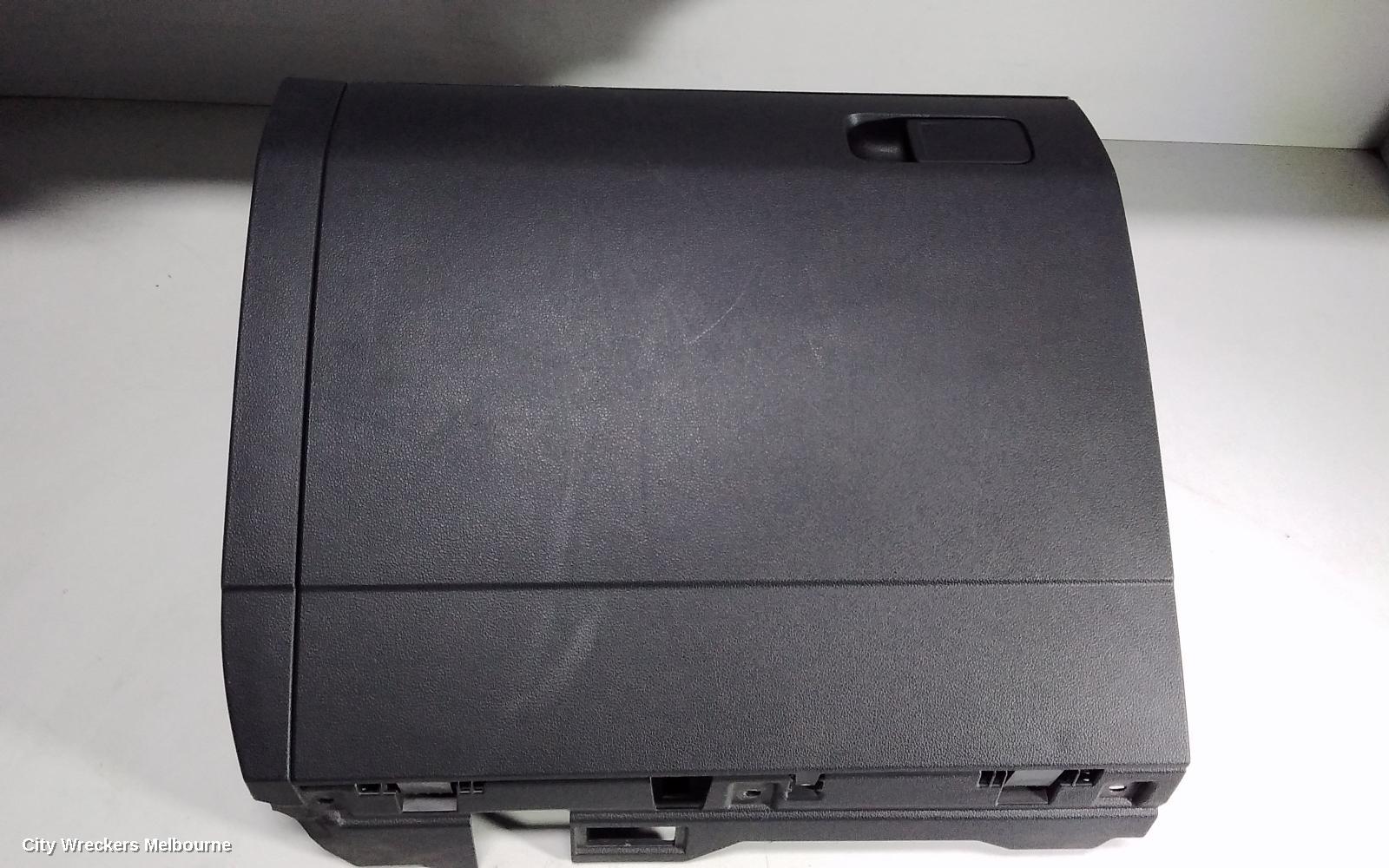 VOLKSWAGEN TIGUAN GLOVE BOX, 5NA, 06/2016 - 02/2024 - Image 1