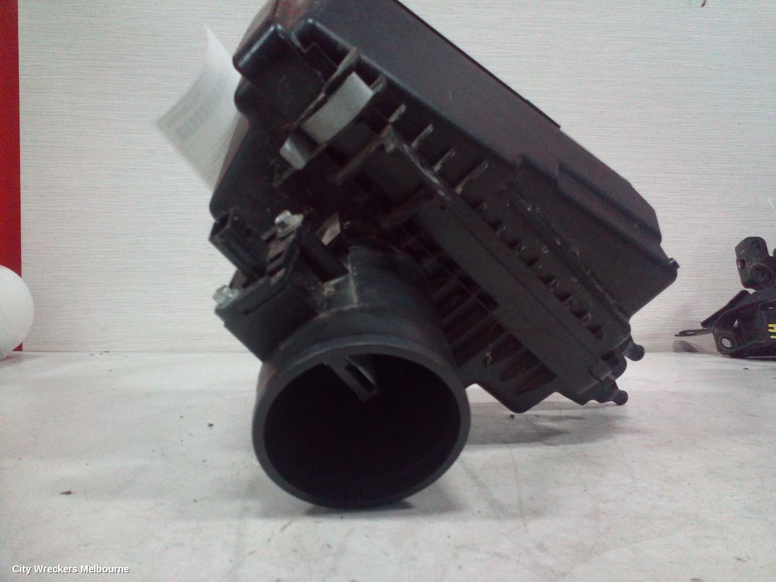 NISSAN XTRAIL AIR FLOW METER, 2.5, PETROL, T32, 03/2014 ONWARDS - Image 2