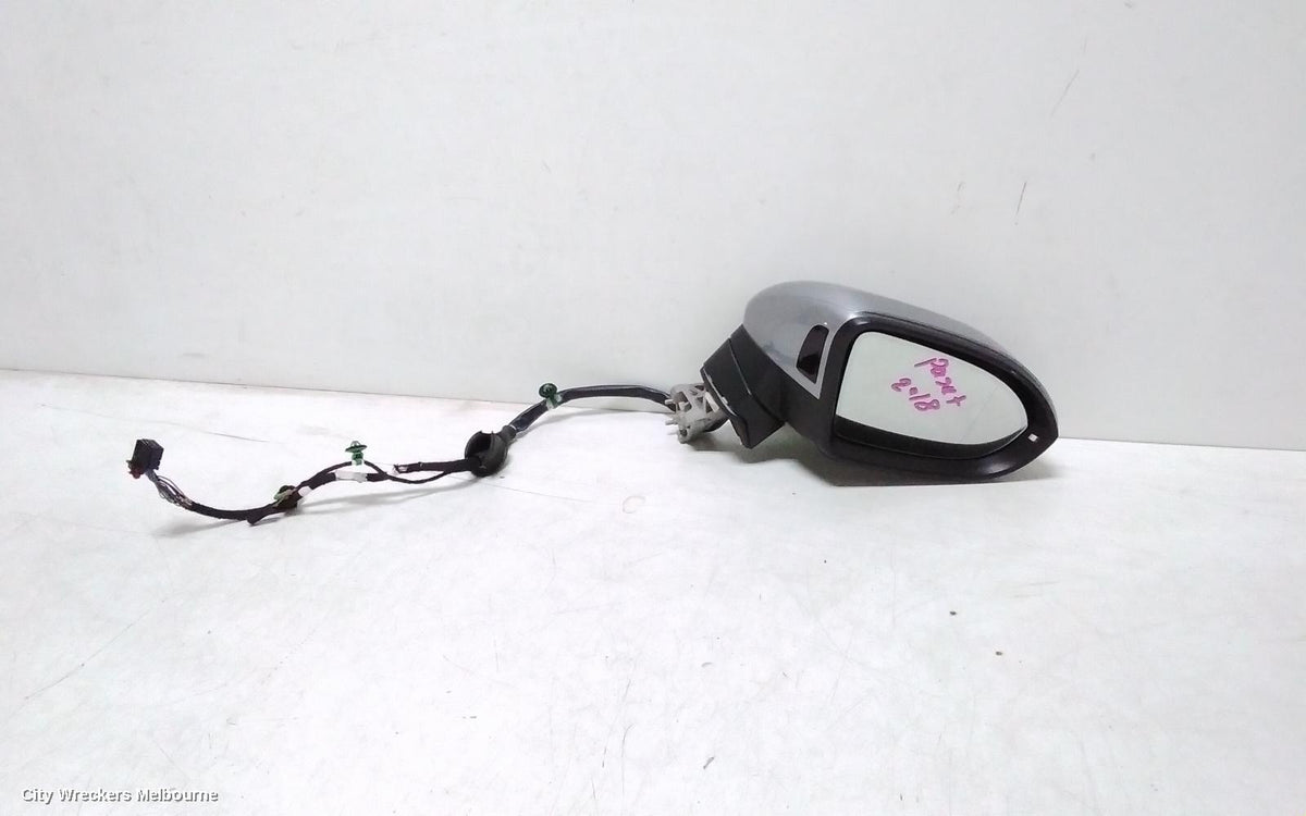 VOLKSWAGEN PASSAT RIGHT DOOR MIRROR, B8/MK7, POWER FOLD, W/ AUTO DIM TYPE, 06/2015 - 10/2019 - Image 3