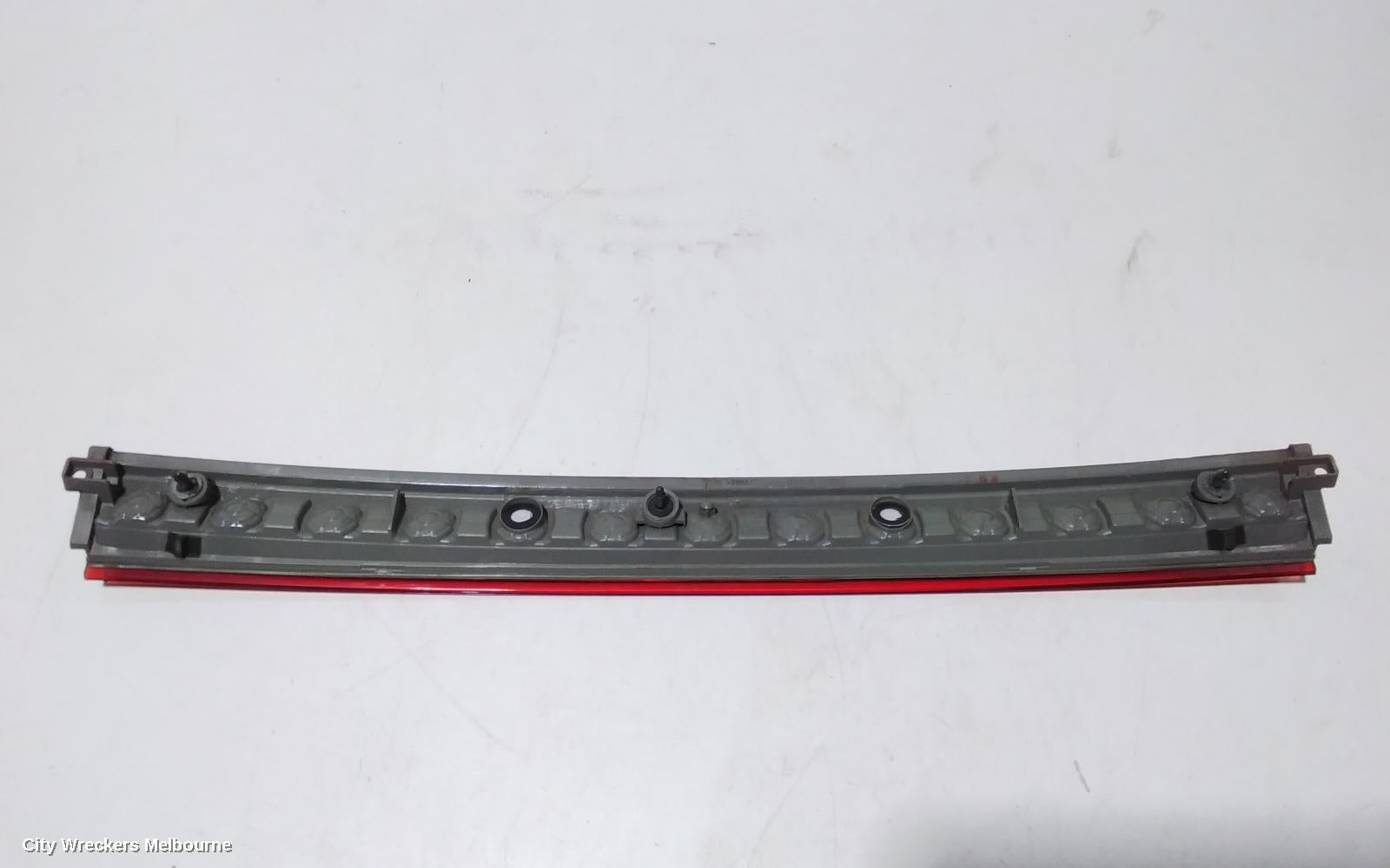 TOYOTA TARAGO REAR GARNISH, TAILGATE GARNISH (CENTRE), ACR50R, 03/2006 - 06/2020 - Image 3