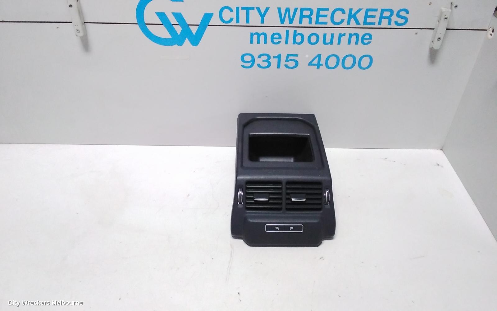 LAND ROVER RANGEROVER EVOQUE, L538, 11/2011 - 01/2019, REAR AIRVENT WITH HEATED SEAT CONTROL: 74177 - Image 1
