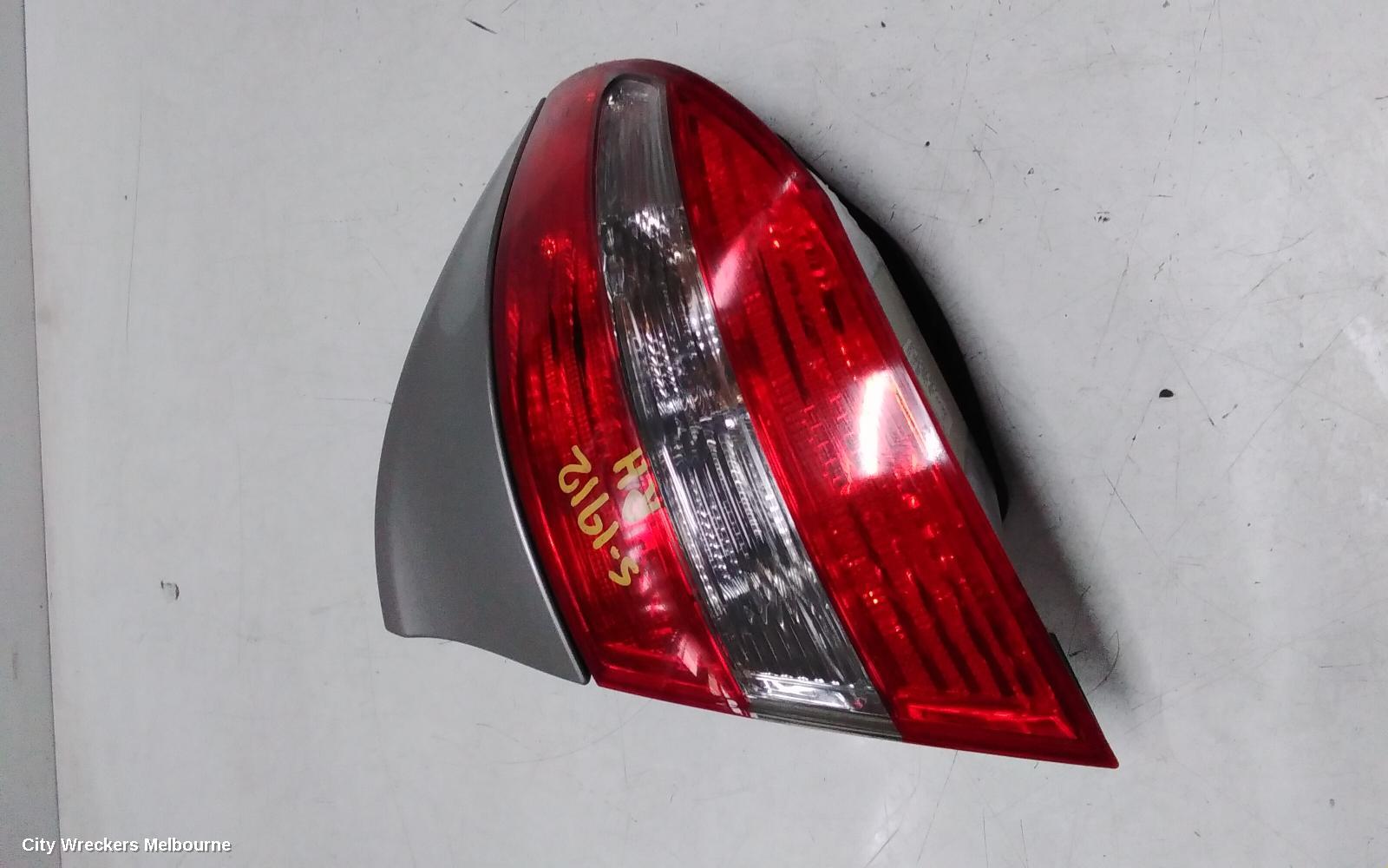 MERCEDES CLC CLASS RIGHT TAILLIGHT, CL203, 08/2008 - 03/2011 - Image 2