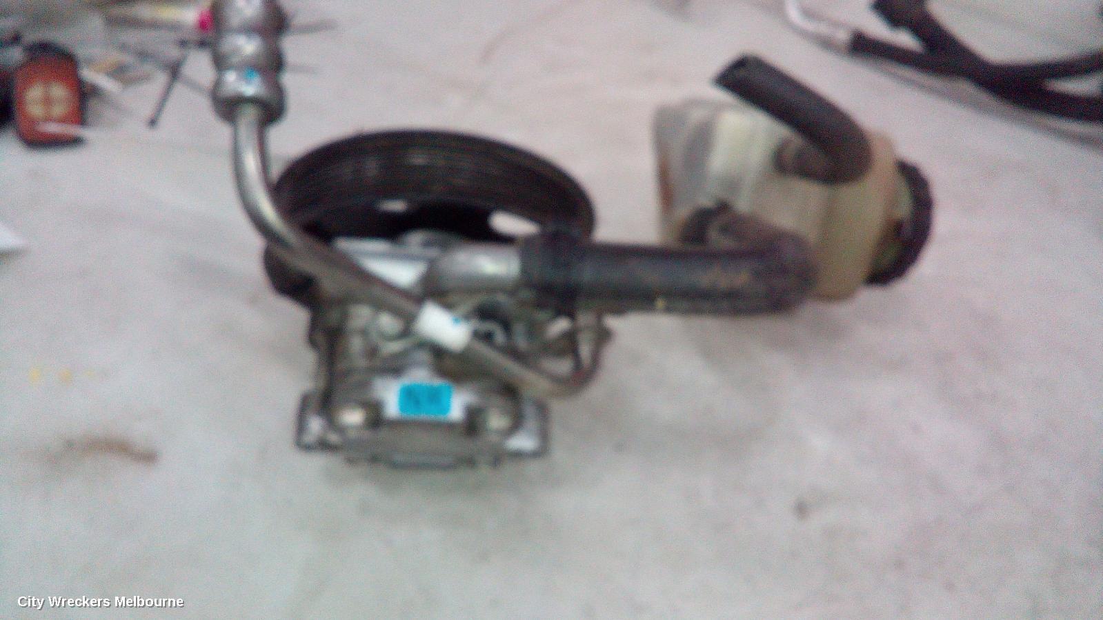 HOLDEN COMMODORE STEERING PUMP, 3.6, VE, 08/2006 - 04/2013 - Image 2