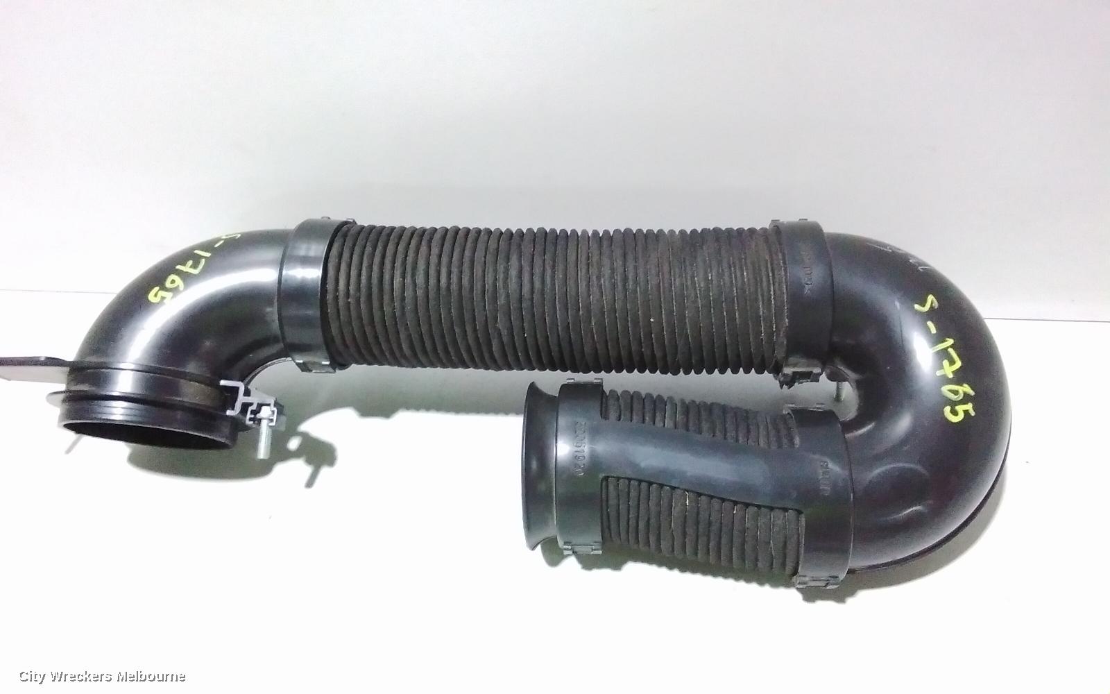HOLDEN COLORADO, RG, 06/2012 - 12/2020, AIR CLEANER HOSE: 79025 - Image 2