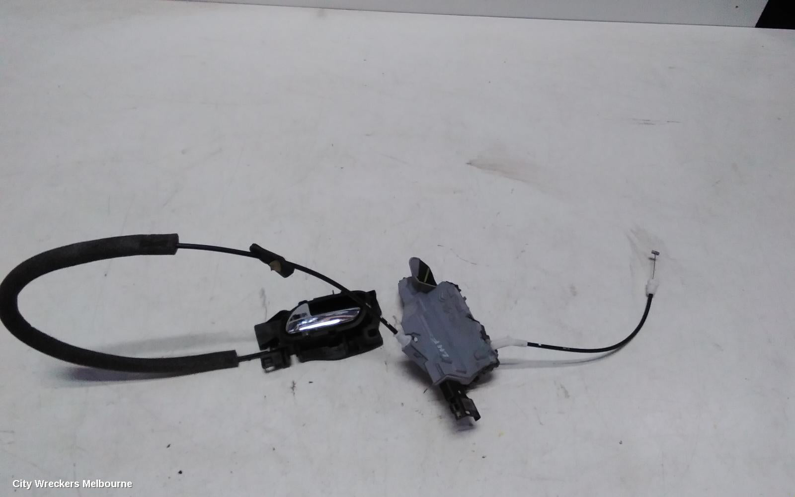 PEUGEOT 308 DOOR/BOOT/GATE LOCK, LEFT FRONT DOOR LOCK, T7, CABRIO, 07/2009 - 09/2014 - Image 1