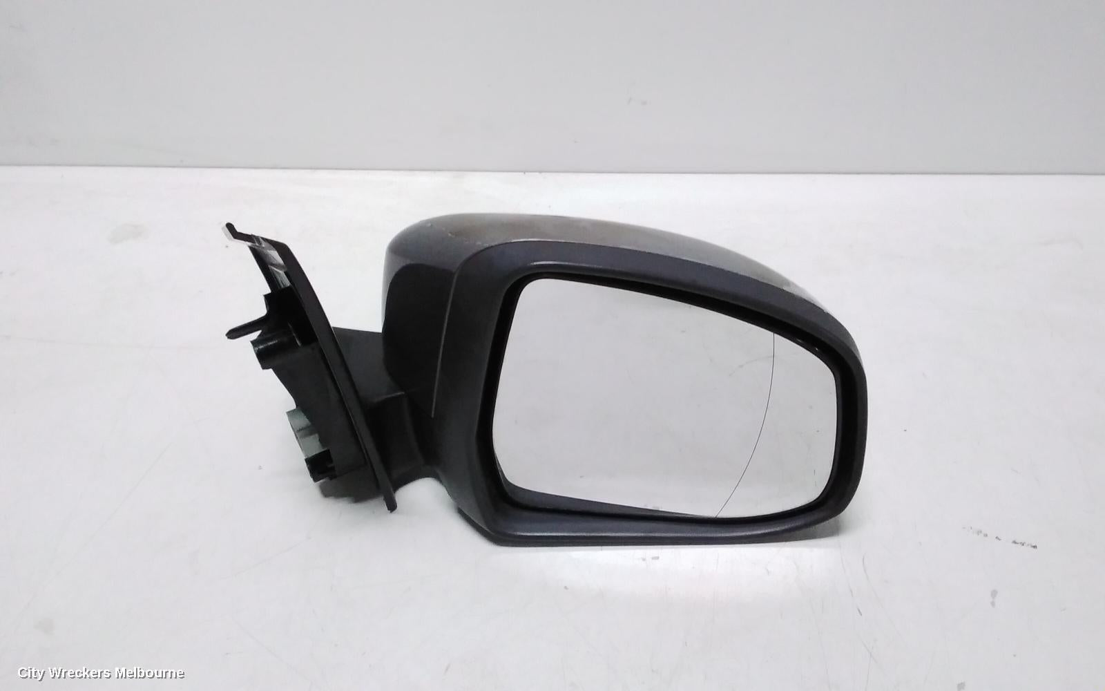 FORD FOCUS RIGHT DOOR MIRROR, LW, TITANIUM/ST, POWER FOLDING, HEATED & W/ PUDDLE LAMP TYPE, 05/2011 - 08/2015 - Image 2