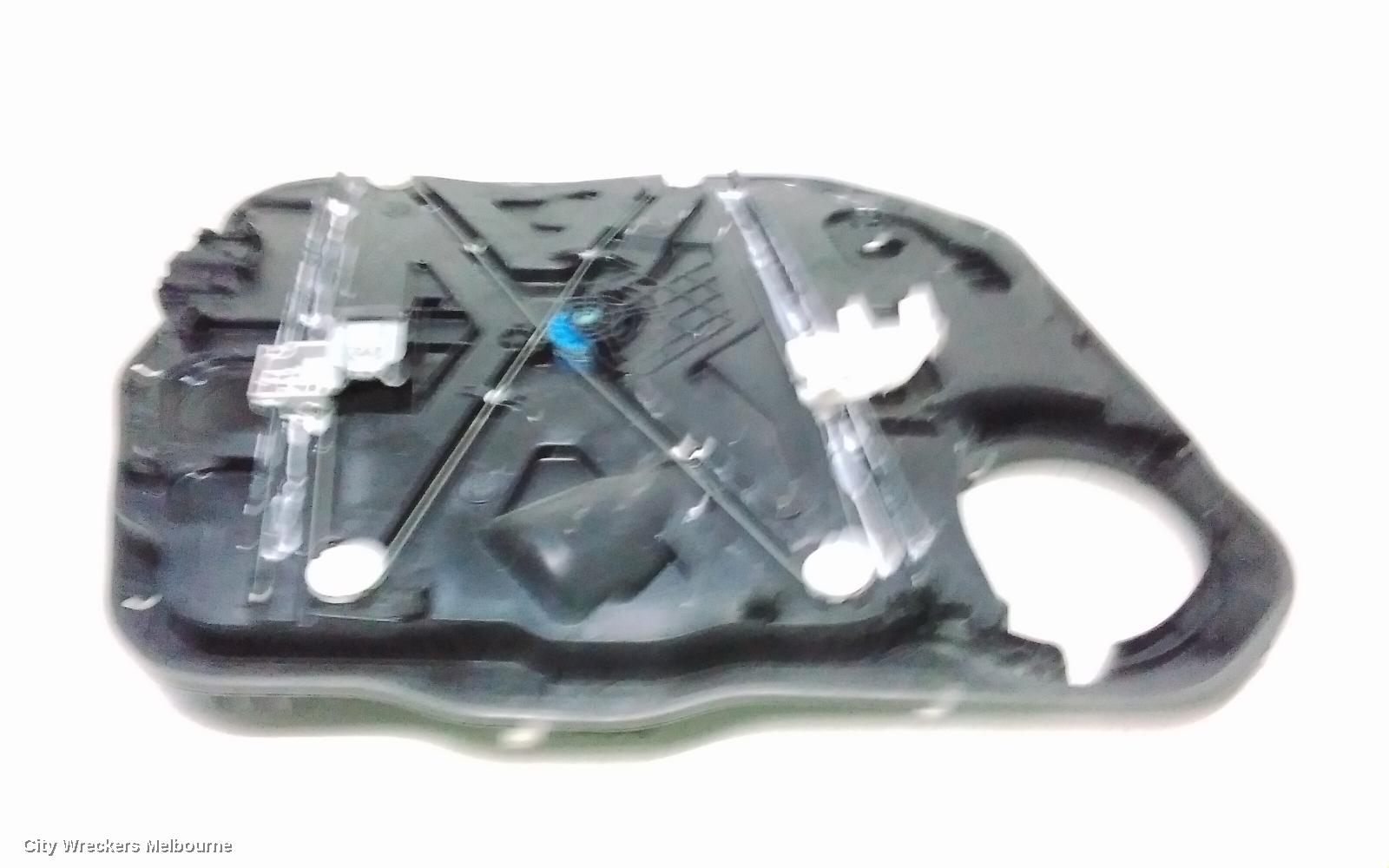 HYUNDAI TUCSON RIGHT FRONT WINDOW REG/MOTOR, NX4, DOOR REG ASSY (REG AND MOTOR), 02/2021 ONWARDS - Image 2