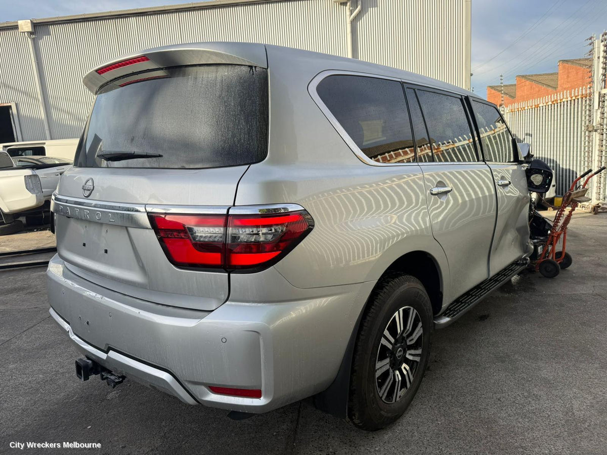 NISSAN PATROL DOOR TRIM, RH REAR, Y62, LEATHER, TI/TI-L, 11/2012 ONWARDS - Image 2