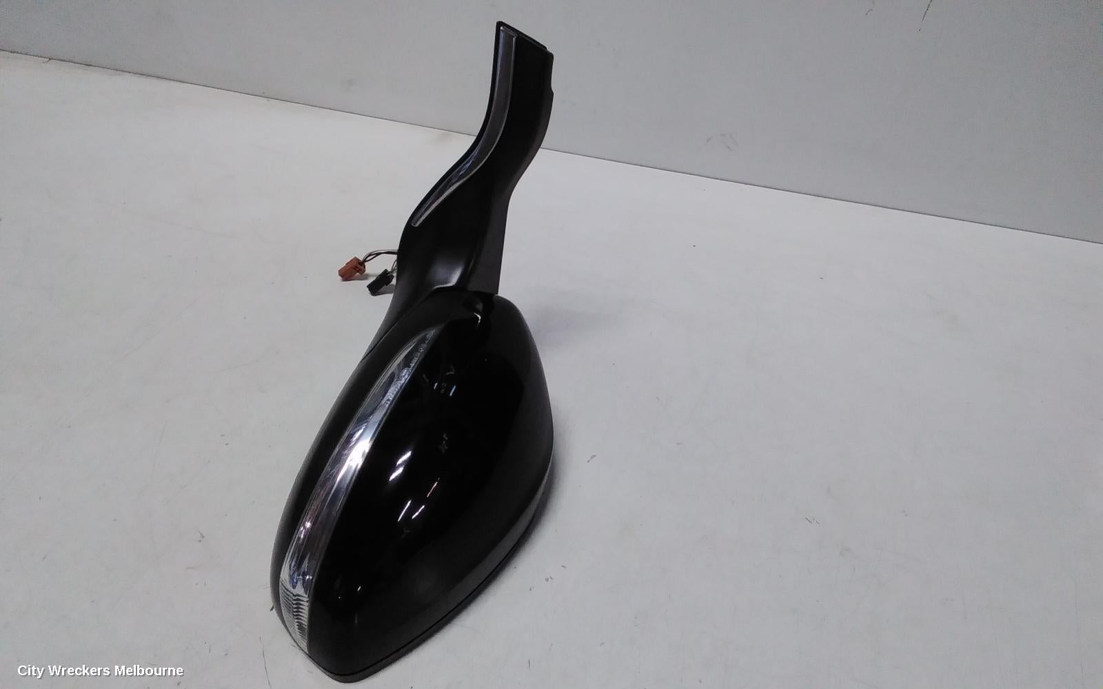 PEUGEOT 208 LEFT DOOR MIRROR, A9, POWER FOLD, NON CHROME TRIM, COLOUR CODED COVER TYPE, 10/2012 - 12/2018 - Image 2