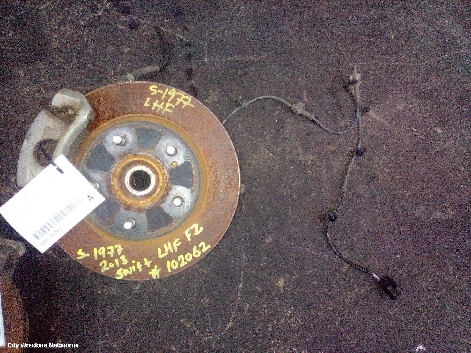 SUZUKI SWIFT LEFT FRONT HUB ASSEMBLY, FZ, 1.6, PETROL, SPORTS, 08/2010 - 03/2017 - Image 1
