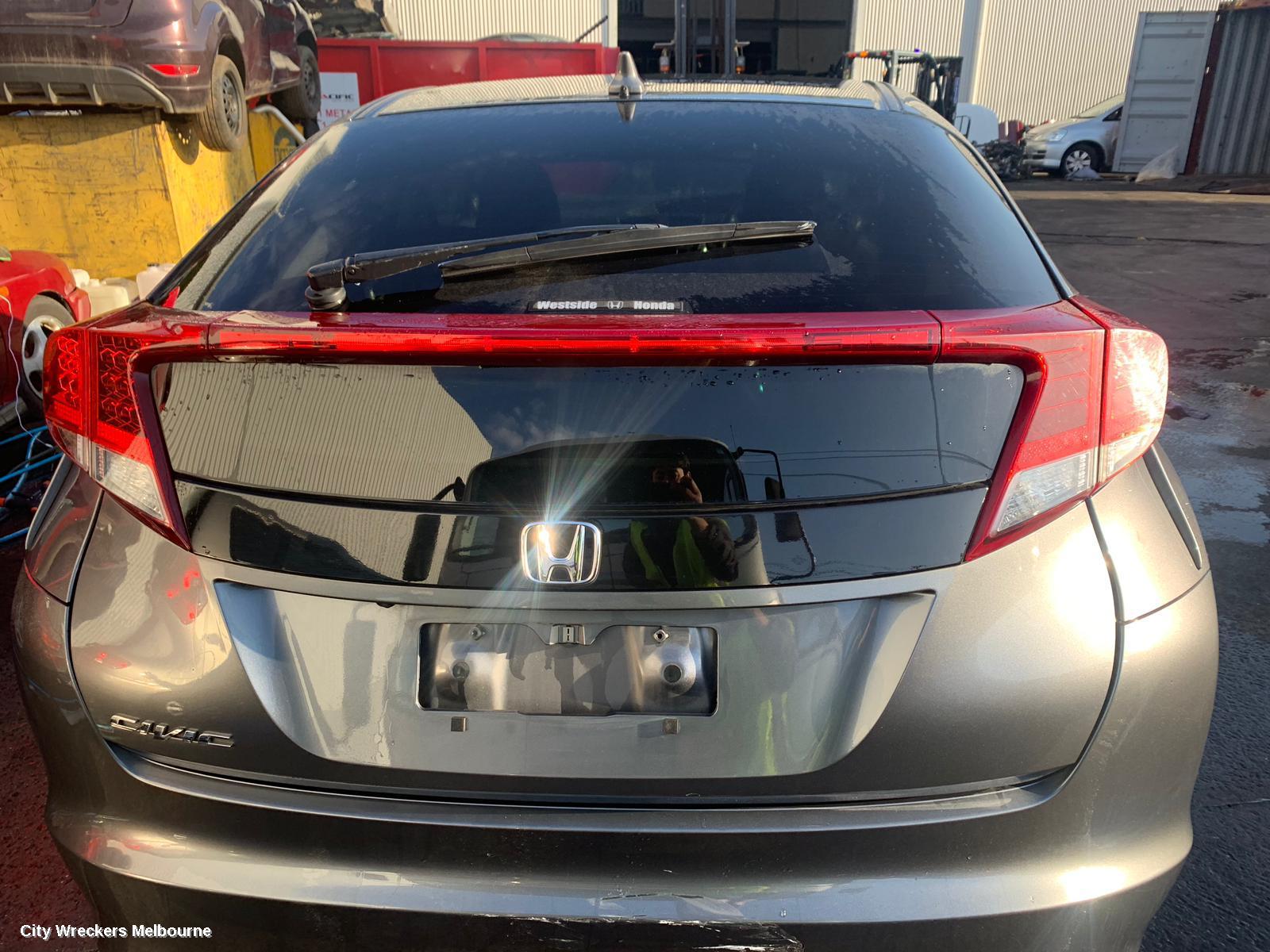 HONDA CIVIC LEFT REAR DOOR WINDOW, 9TH GEN, HATCH, 02/2012 - 04/2016 - Image 3