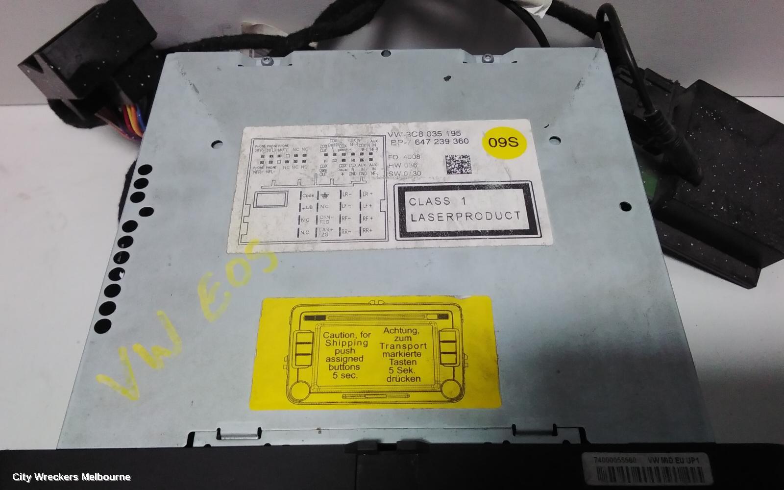 VOLKSWAGEN EOS RADIO/CD/DVD/SAT/TV, DISPLAY & HEAD UNIT (RCD510), 1F, 02/2007 - 12/2014 - Image 3