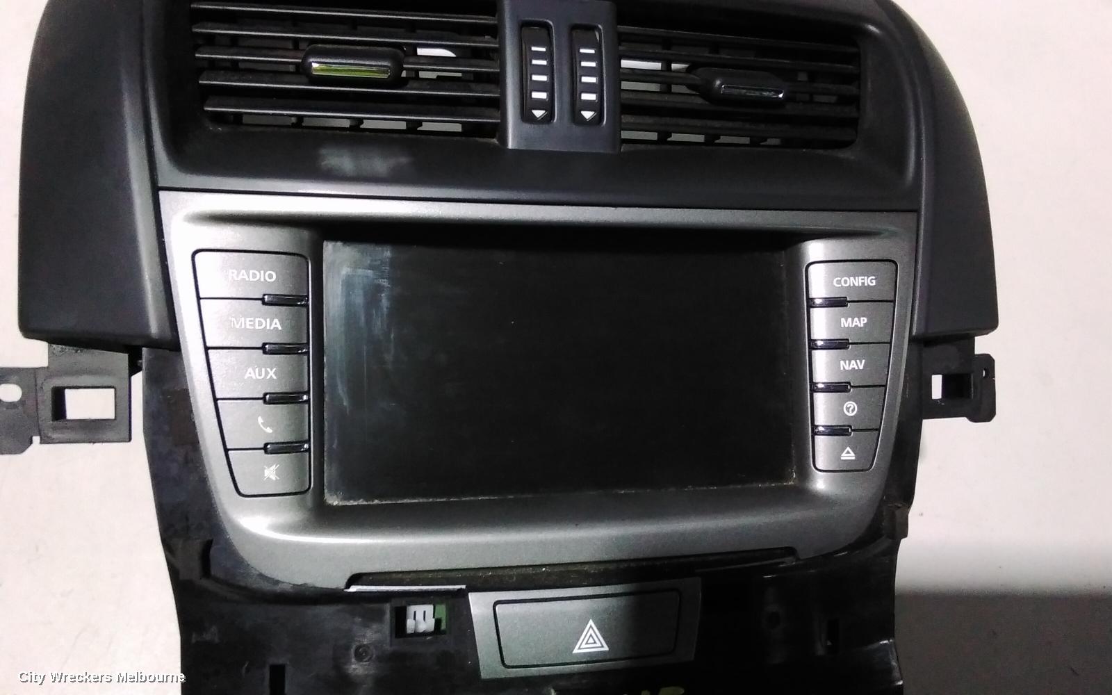 HOLDEN COMMODORE RADIO/CD/DVD/SAT/TV, DISPLAY/CONTROL PANEL ONLY, SINGLE DISC CD PLAYER, EQUIPE/OMEGA, VE S2, 09/2010 - 04/2013 - Image 3