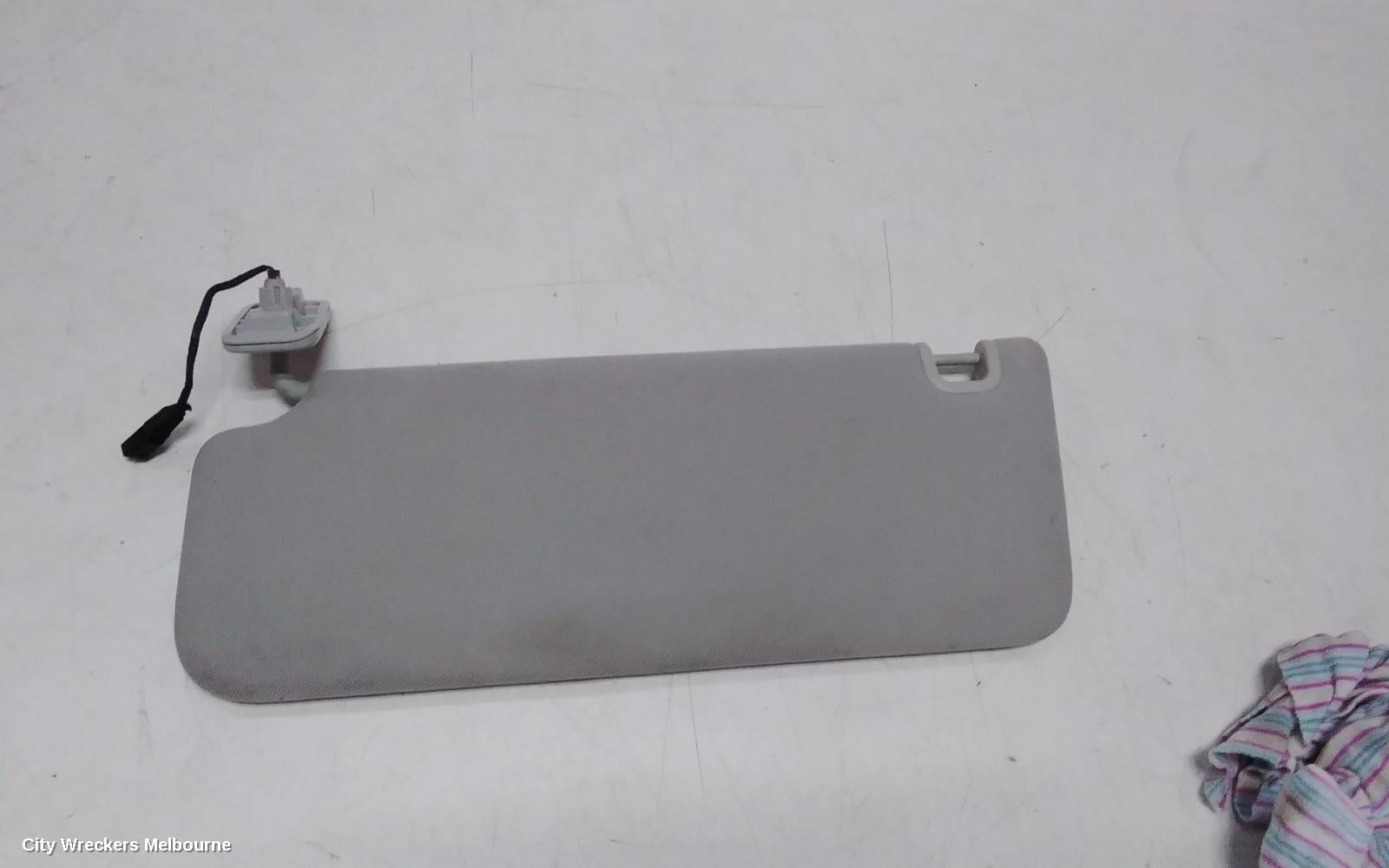 LAND ROVER RANGEROVER SPORT SUNVISOR, L494, RH SIDE, TAN, 12/2013 - 04/2022 - Image 2