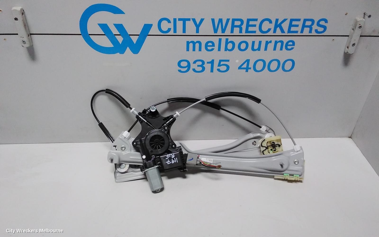 HOLDEN COMMODORE RIGHT FRONT WINDOW REG/MOTOR, ZB, 10/2017 - 12/2020 - Image 1