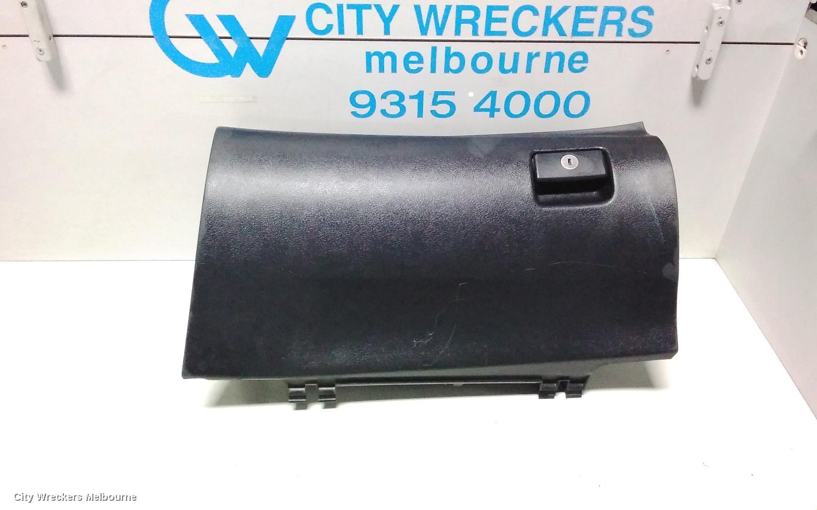 TOYOTA KLUGER GLOVE BOX, GSU40/GSU45, 05/2007 - 03/2014 - Image 1