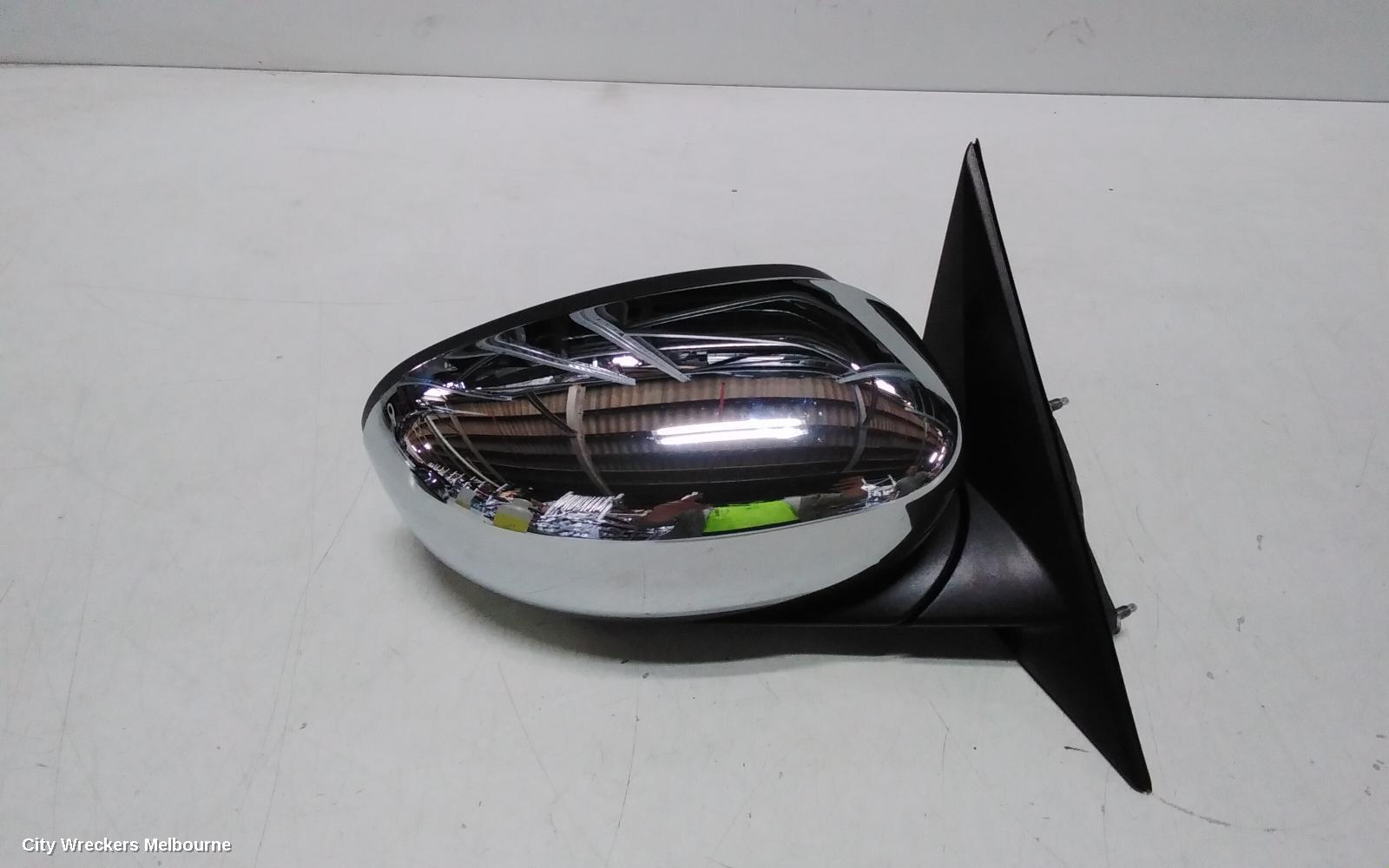 CHRYSLER 300C RIGHT DOOR MIRROR, POWER, 01/2005 - 01/2008 - Image 2