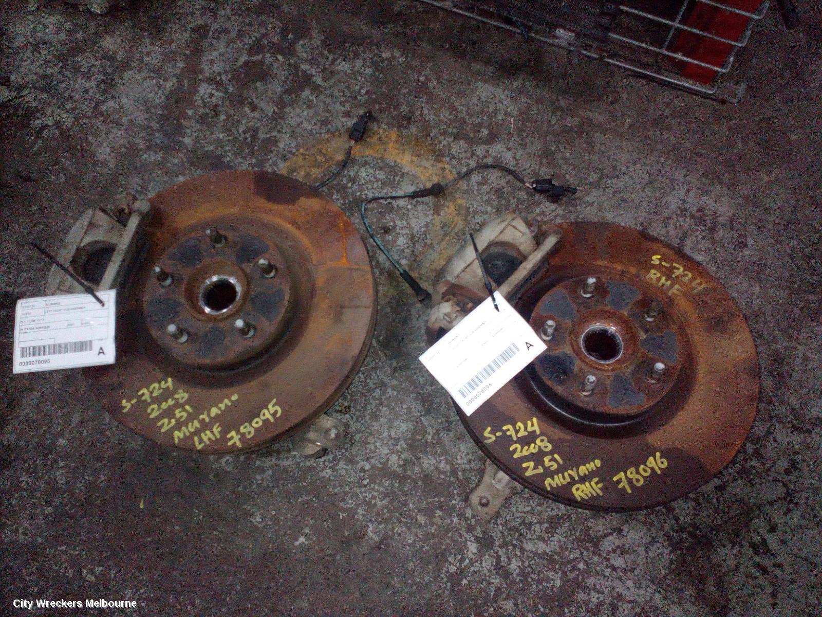 NISSAN MURANO RIGHT FRONT HUB ASSEMBLY, Z51, 12/2008 - 12/2014 - Image 2