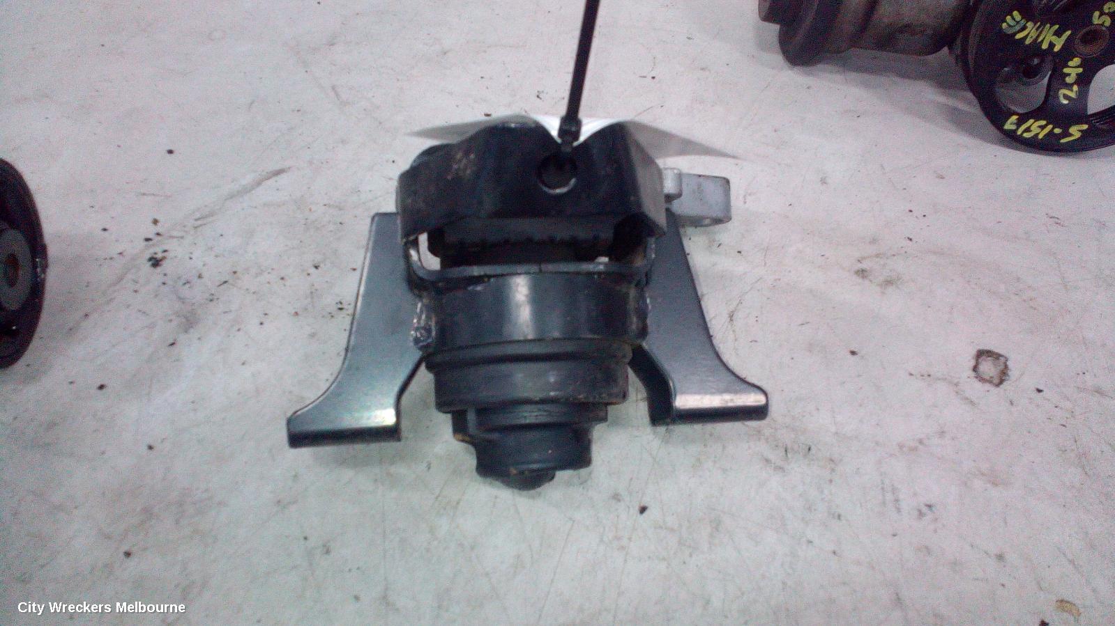 SUZUKI SWIFT MOUNT, AZ, 04/2017 - 03/2025 - Image 2