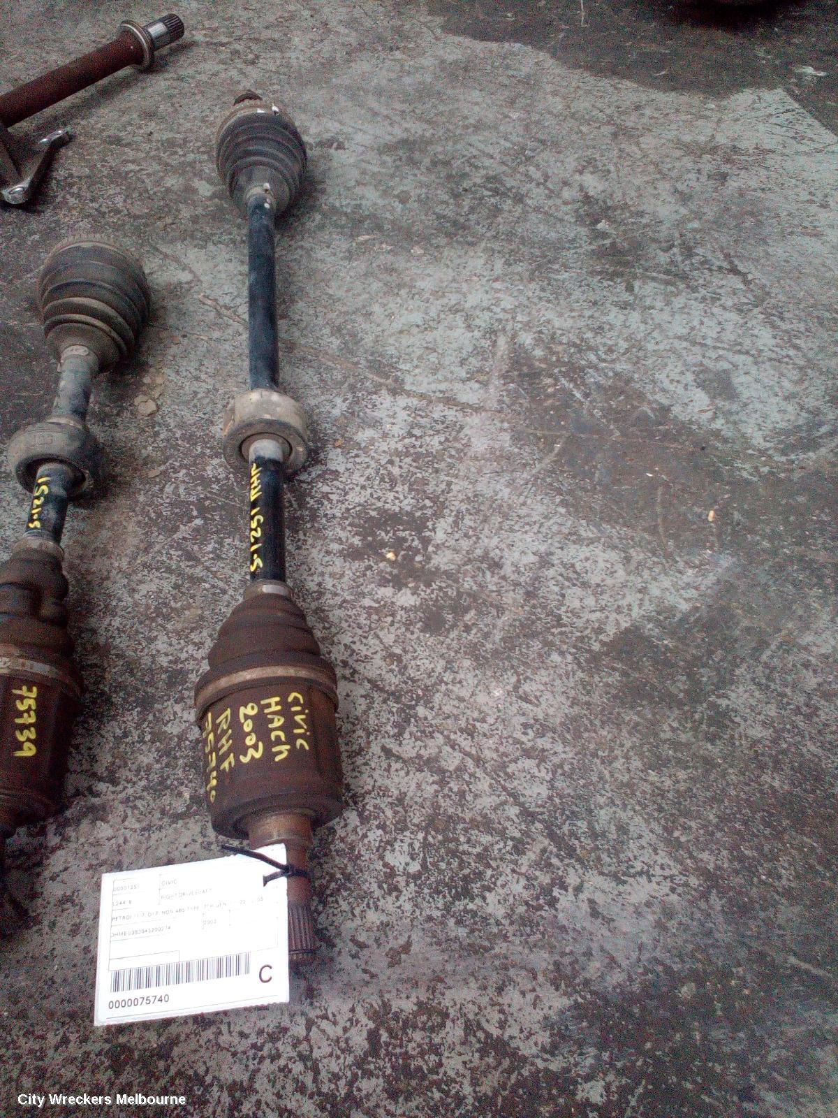 HONDA CIVIC RIGHT DRIVESHAFT, PETROL, 1.7, D17, NON ABS TYPE, 7TH GEN, 11/2000 - 12/2005 - Image 1