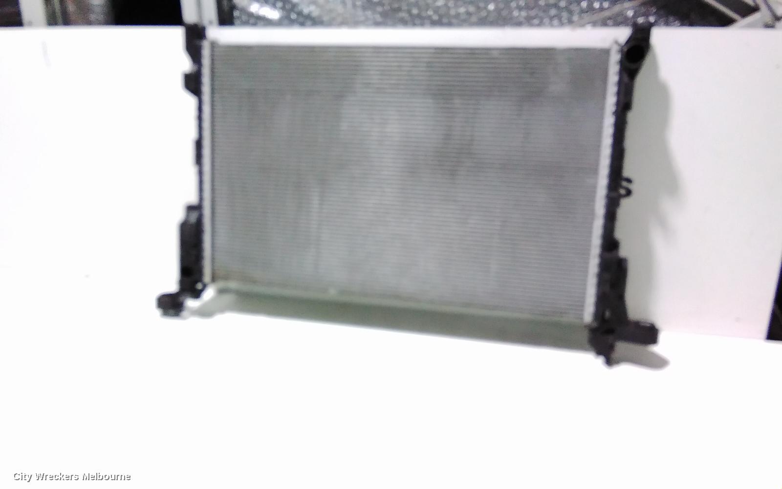 MITSUBISHI EXPRESS RADIATOR, MANUAL, 1.6, TWIN TURBO, DIESEL, SN, 03/2020 - 12/2022 - Image 2