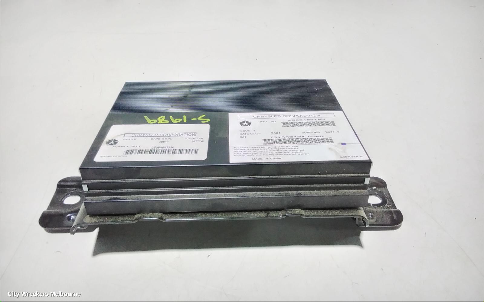 FIAT FREEMONT RADIO/CD/DVD/SAT/TV, AMPLIFIER, JF, 04/2013 - 01/2017 - Image 2