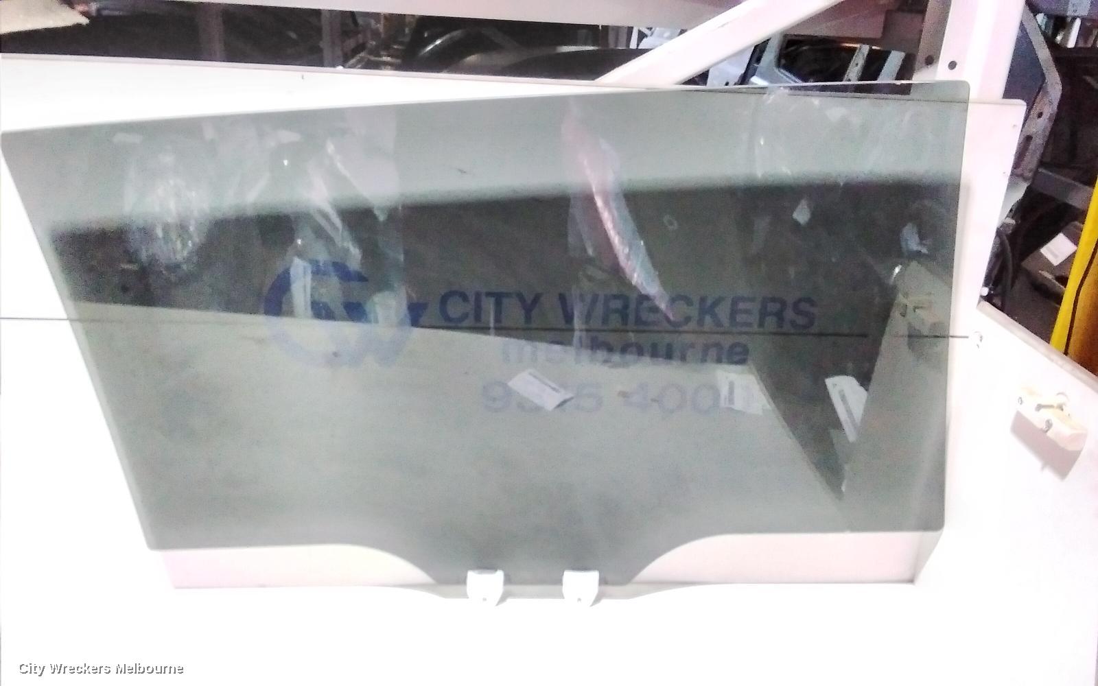 HONDA ODYSSEY LEFT REAR DOOR WINDOW, RC1, 02/2014 - 03/2022 - Image 1