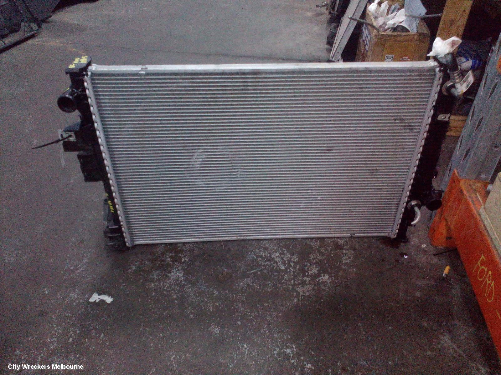 HOLDEN COMMODORE RADIATOR, AUTO, 2.0, PETROL, ZB, 10/2017 - 12/2020 - Image 2