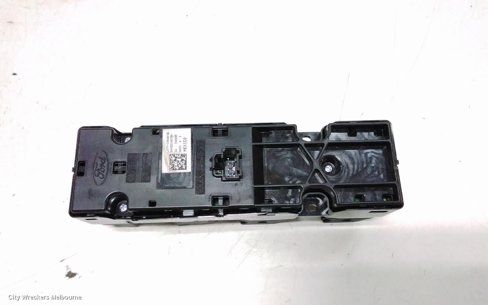 FORD FOCUS PWR DR WIND SWITCH, RH FRONT (MASTER SWITCH), SA, 12/2018 - 06/2021 - Image 3