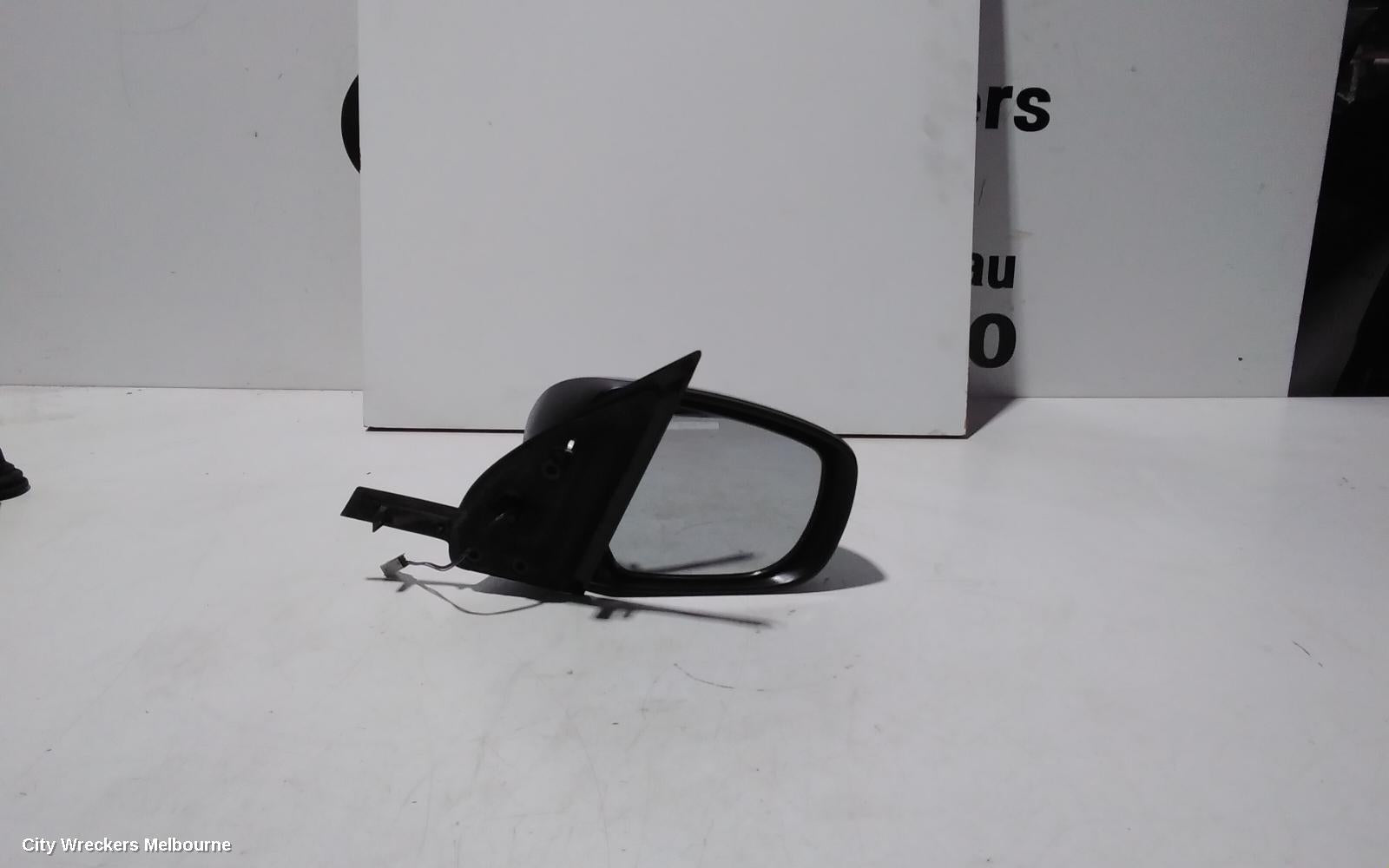 SUZUKI SWIFT RIGHT DOOR MIRROR, AZ, COLOUR CODED, MANUAL FOLDING, NON INDICATOR TYPE, 04/2017 - 03/2021 - Image 2