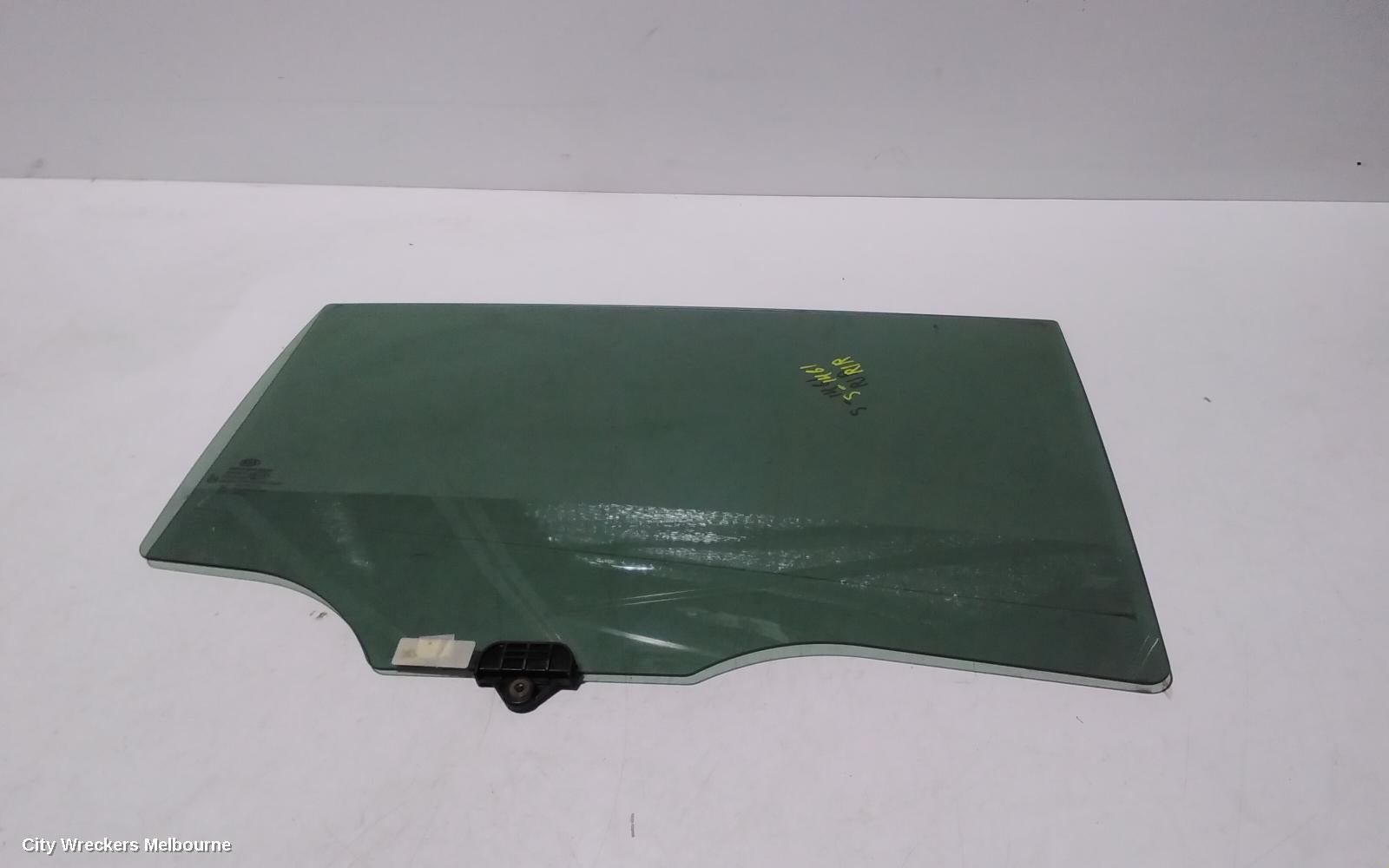 KIA SPORTAGE RIGHT REAR DOOR WINDOW, SL, 05/2010 - 10/2015 - Image 1